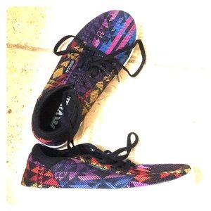 Aztec print girls Supra sneakers